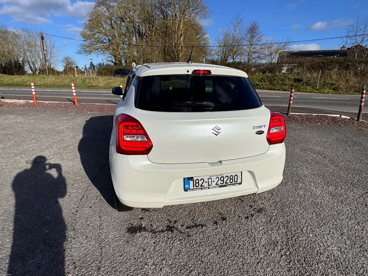 Suzuki swift Petrol Automatic - Image 4