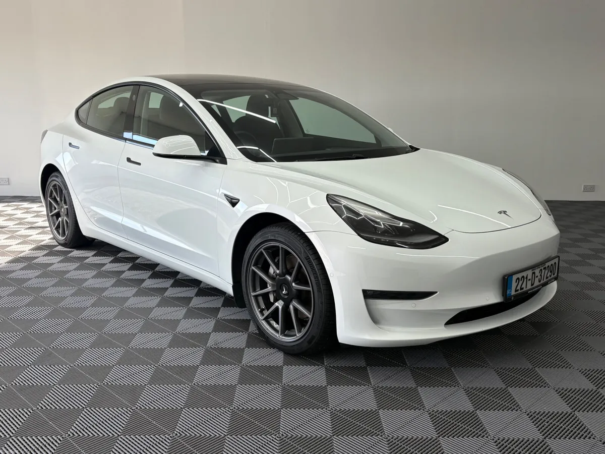 Tesla Model 3 Long Range AWD 2022 - Image 1