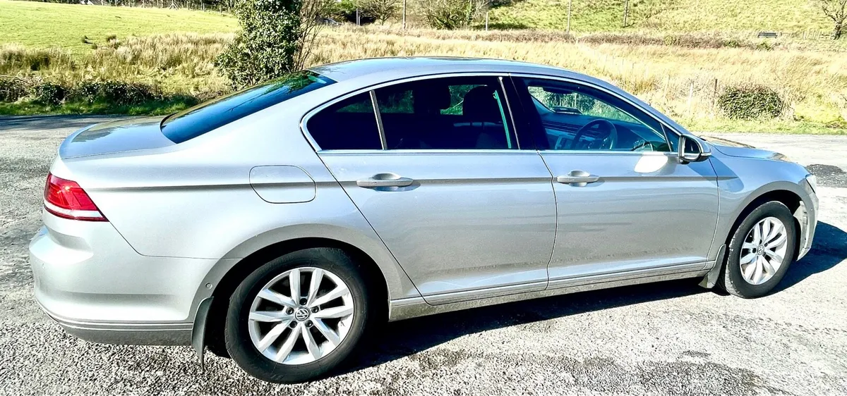 2016 Volkswagen Passat Comfortline 1.6 TDI M6F - Image 2