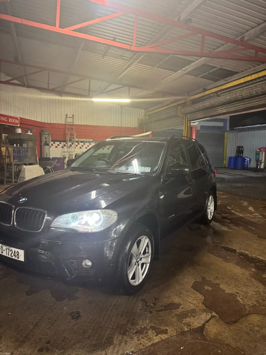 BMW X5 - Image 2