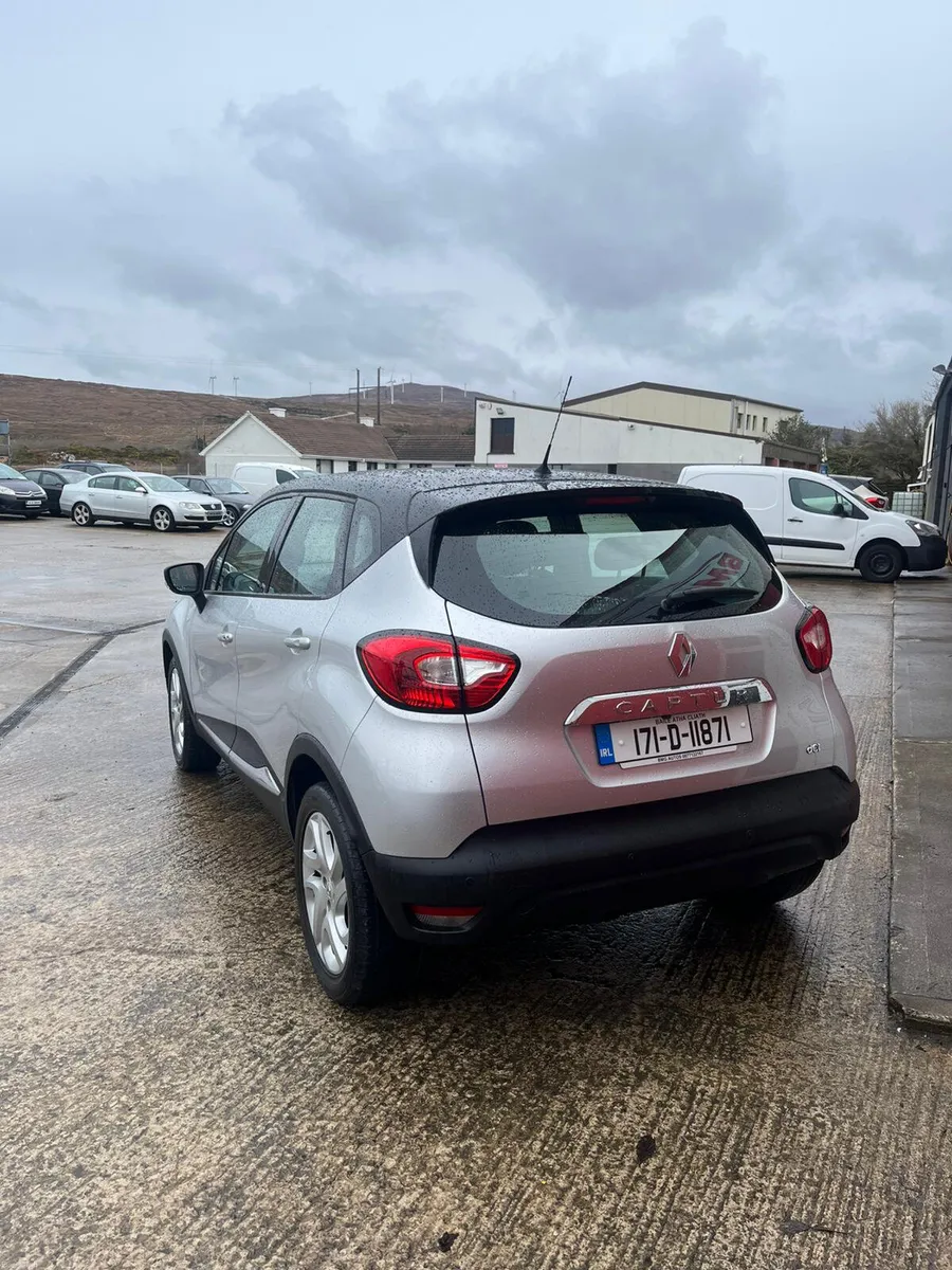 2017 RENAULT CAPTUR AUTOMATIC WARRANTY DELIVERY - Image 6