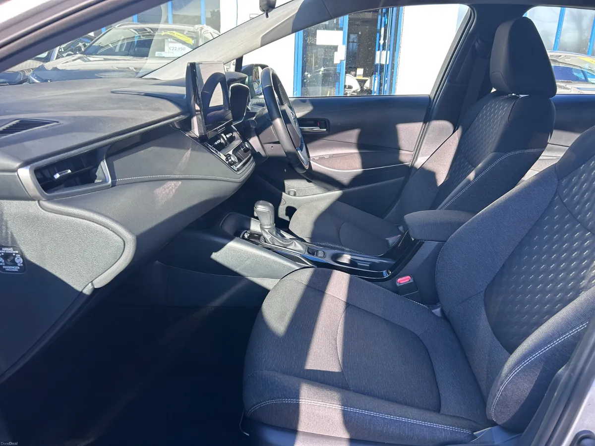 2023 TOYOTA COROLLA HYBIRD AUTO LUNA SALOON - Image 4