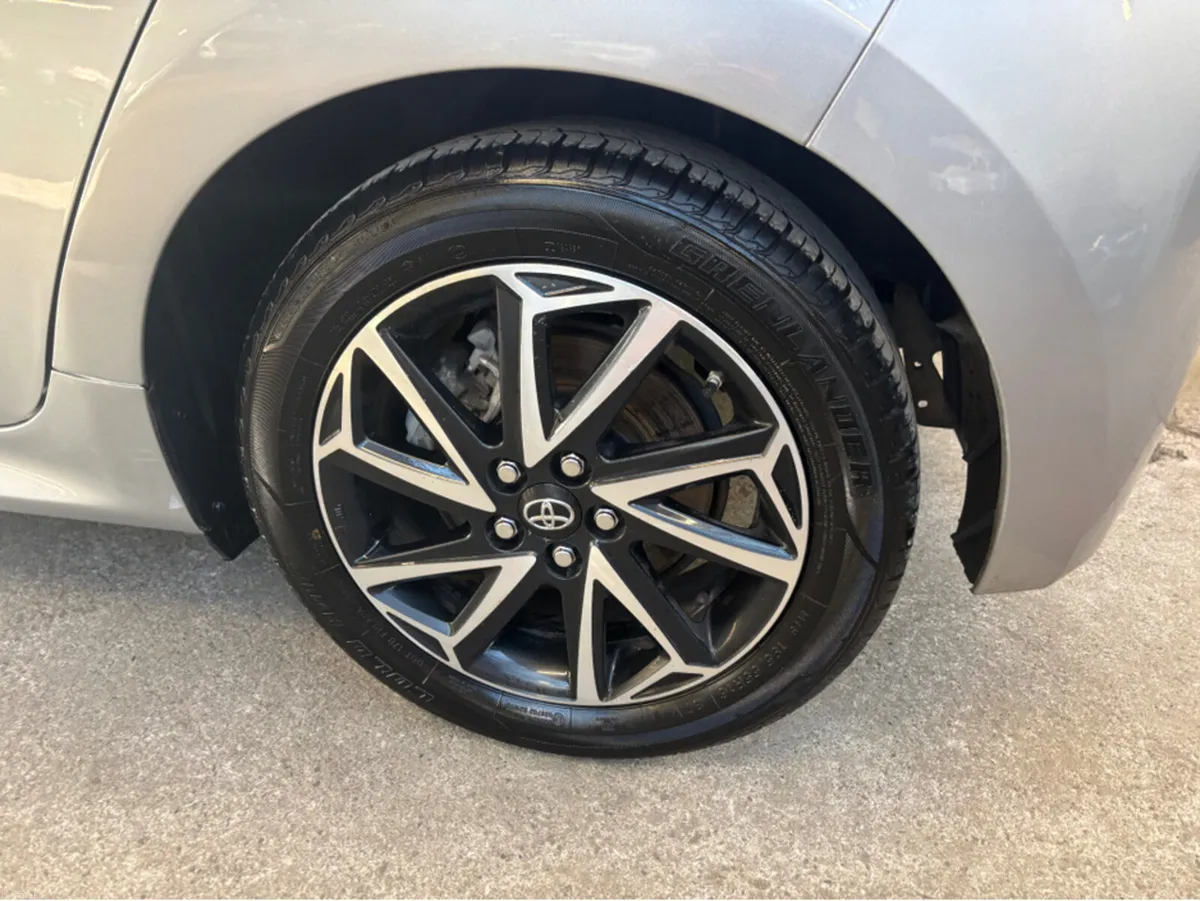 Toyota Yaris 1.5 LUNA SPORT 4DR AUTO - Image 2