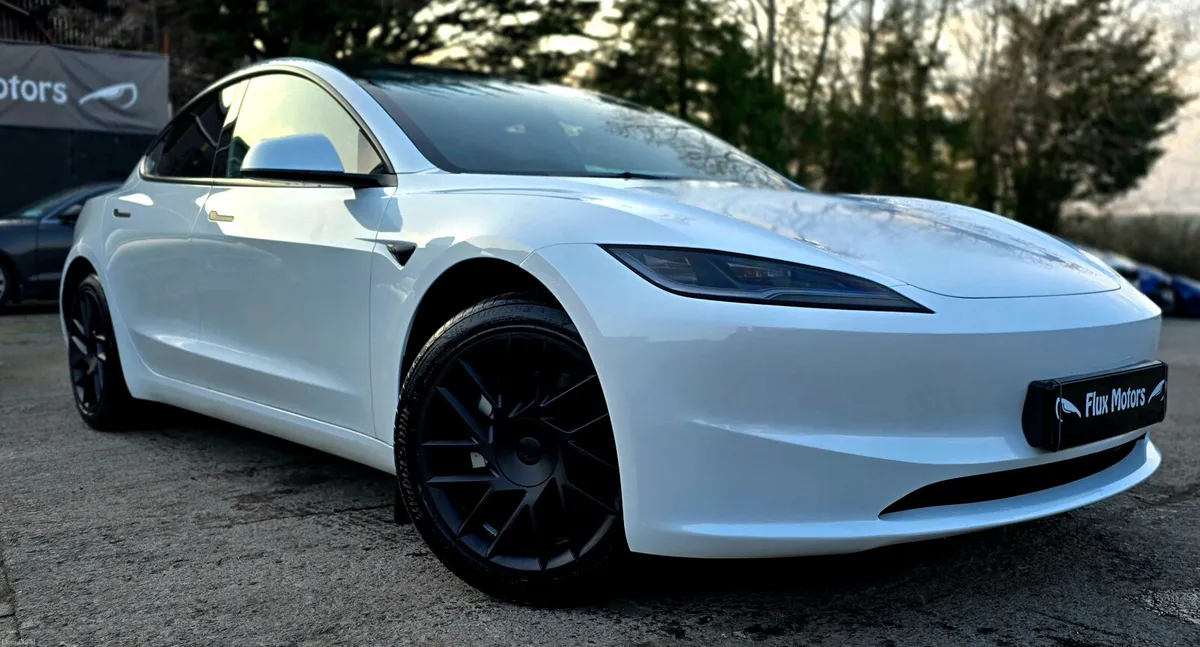 🔥 Tesla Model 3 2025 LongRange 702km - Image 1