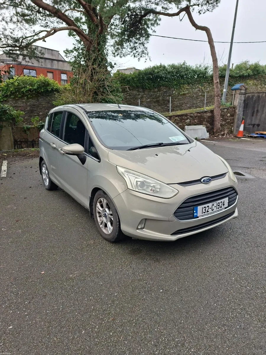 Ford b max - Image 1