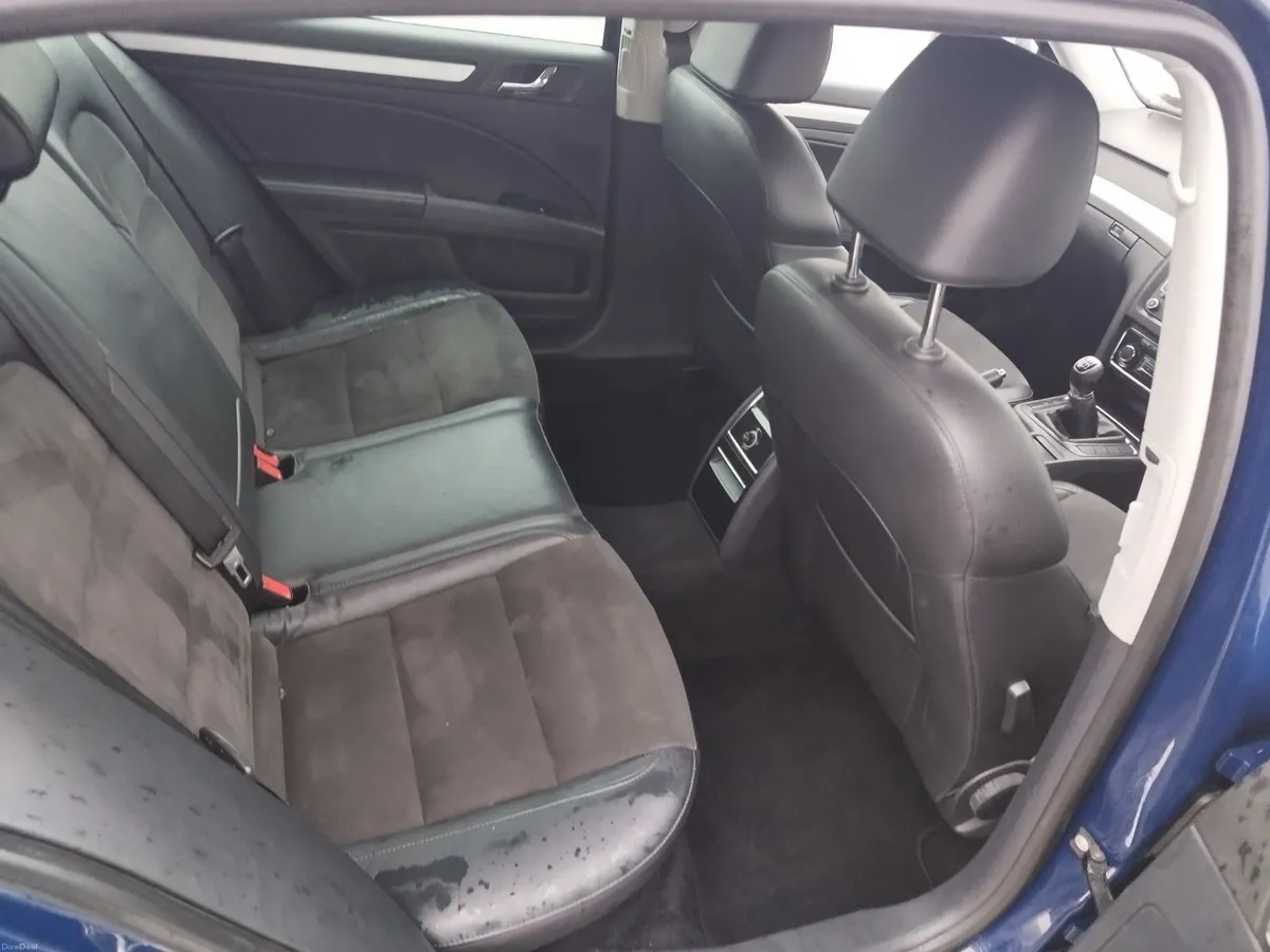 Skoda Superb 2015 - Image 2