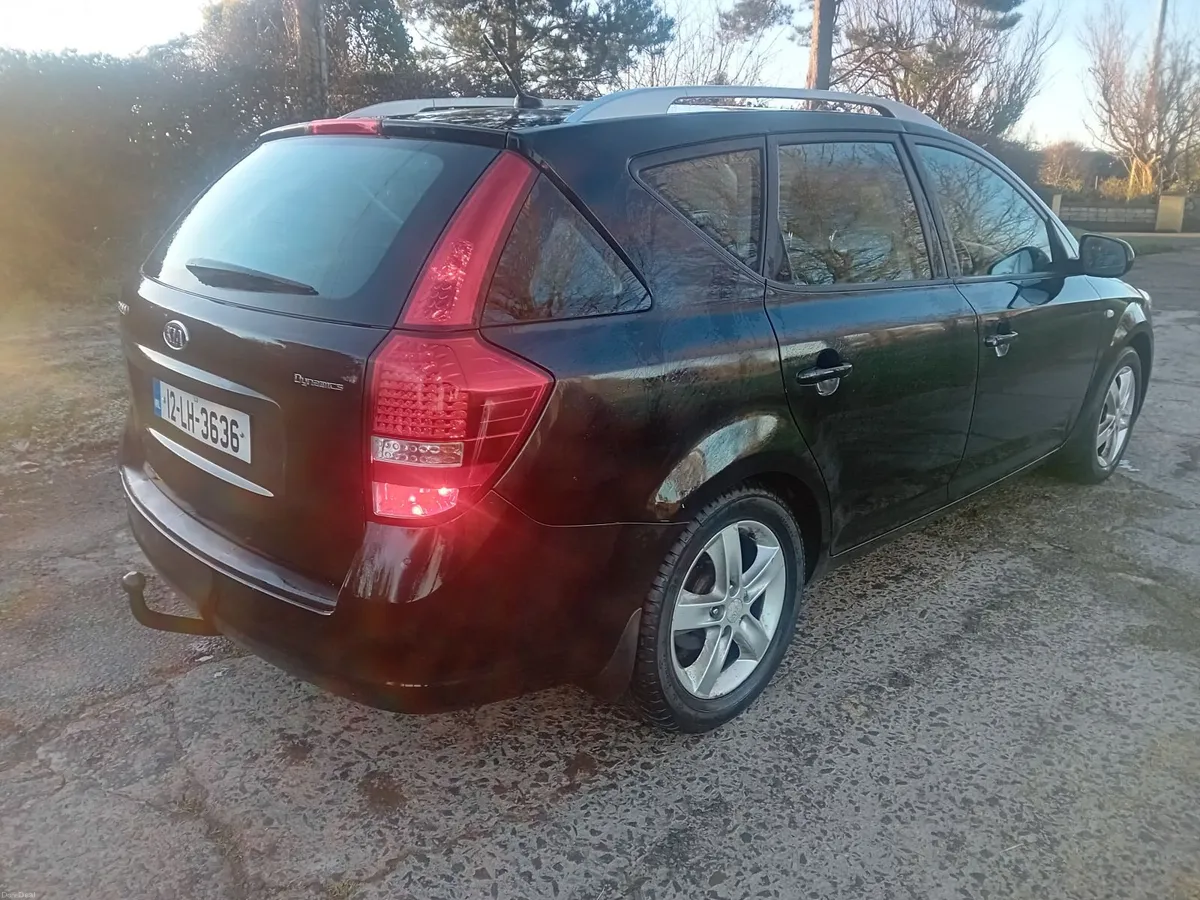 Kia Ceed 2012 - Image 4