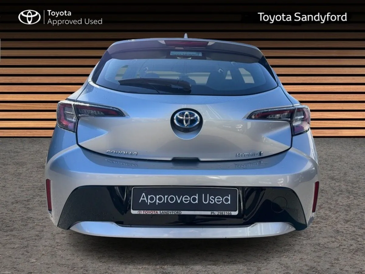 Toyota Corolla HYBRID LUNA HATCHBACK // REAR CAMER - Image 4