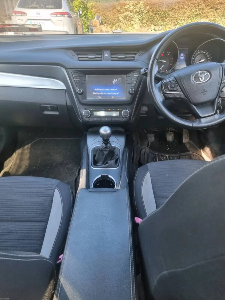 Toyota Avensis - Image 3