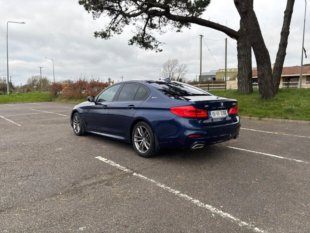 BMW 5-Series 2019 - Image 2