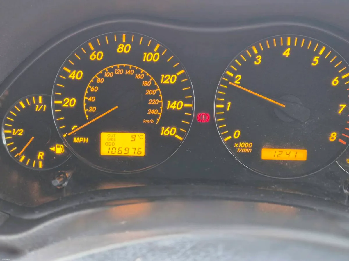 Toyota Avensis - Image 3