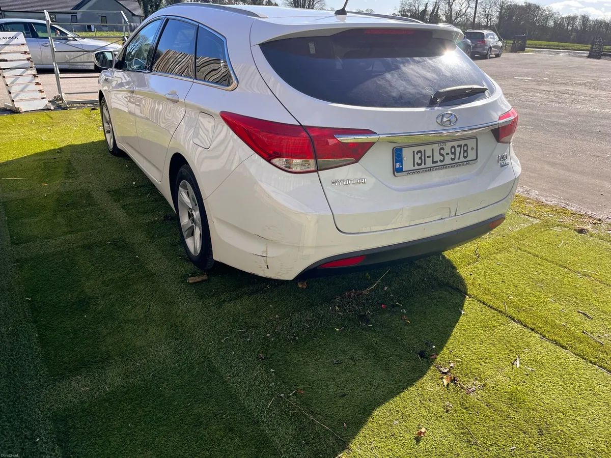 Hyundai I40 wagon,estate - Image 3