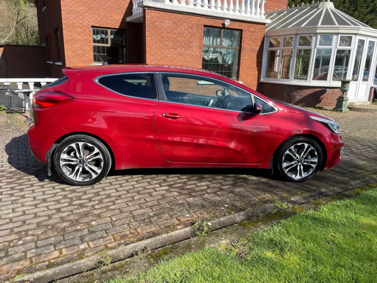 Kia Ceed PRO CEED 1.6 EX 3DR - Image 3