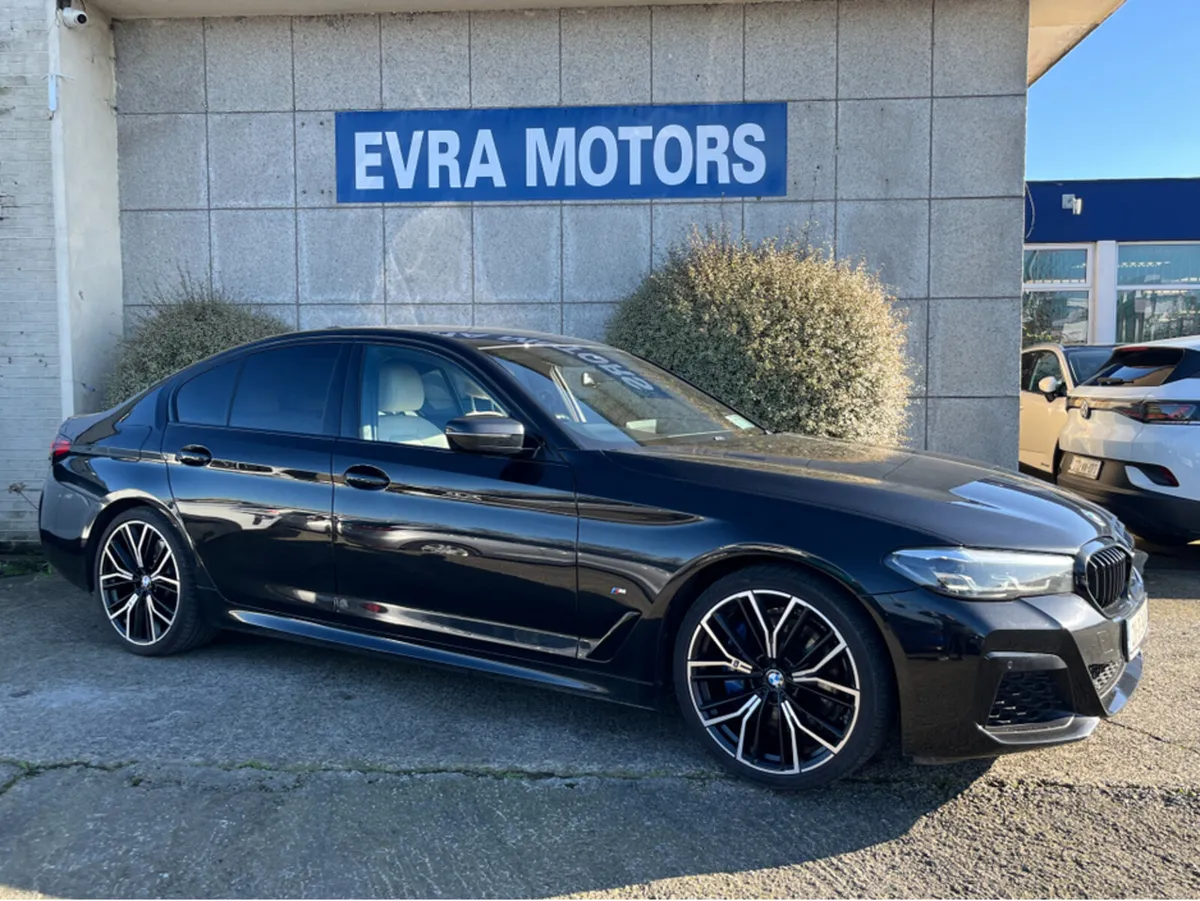BMW 5-Series 520D M-SPORT 2.0 DIESEL LCI MHEV - Image 3