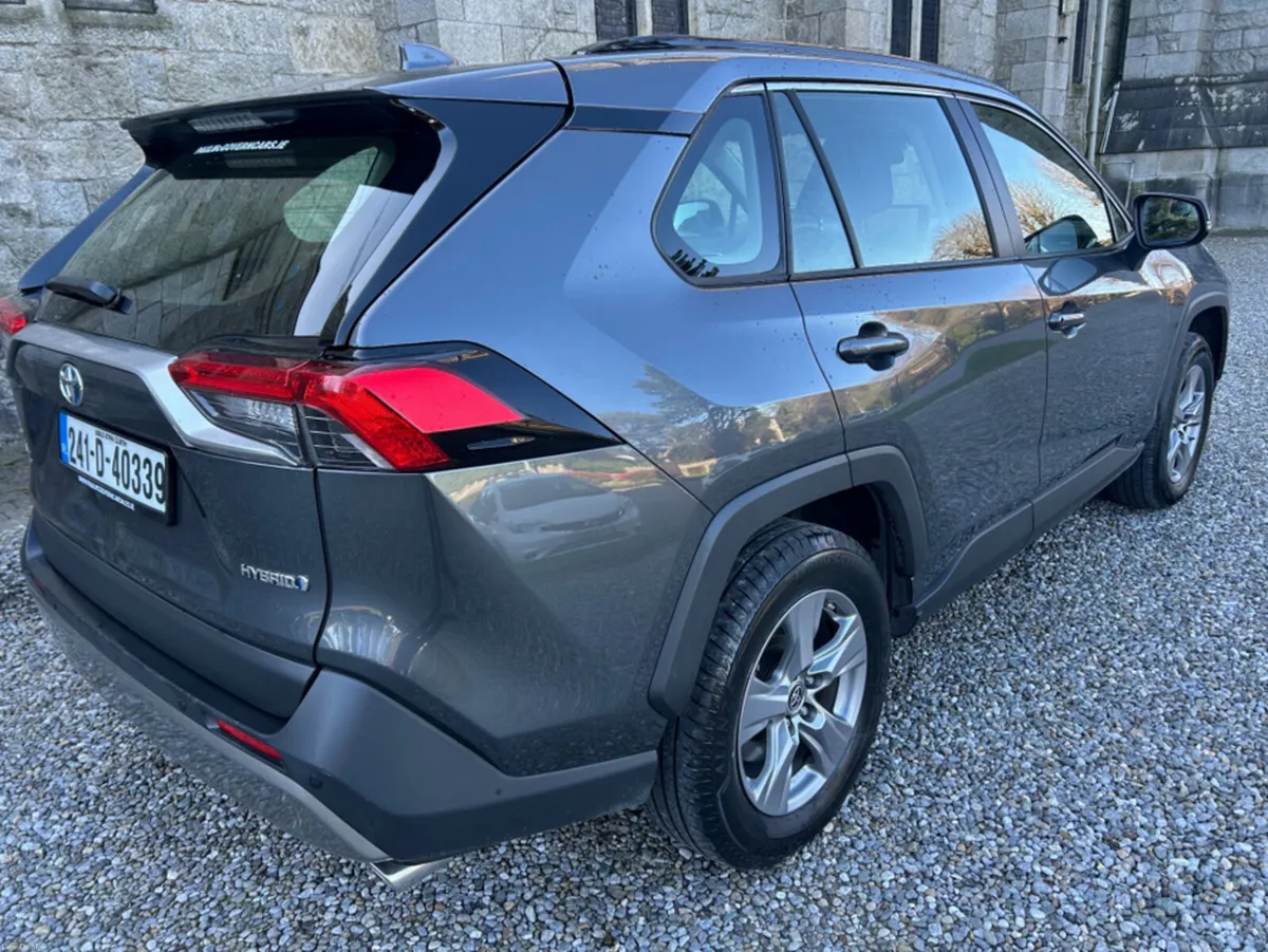 Toyota RAV4 HYBRID LUNA - Image 3