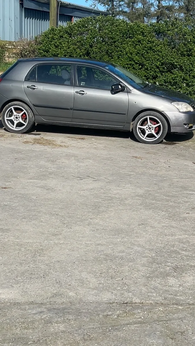 E12 Corolla - Image 3