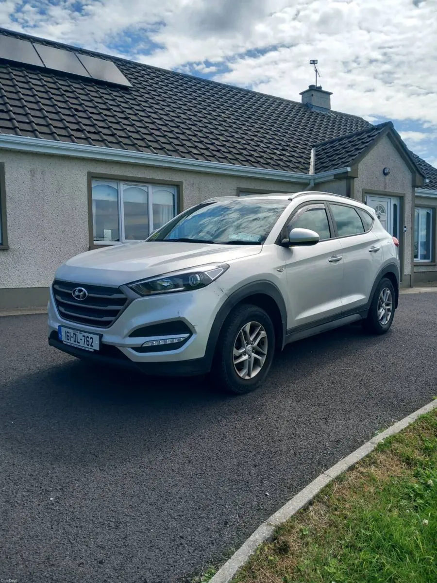 Low milage Hyundai tucson - Image 2