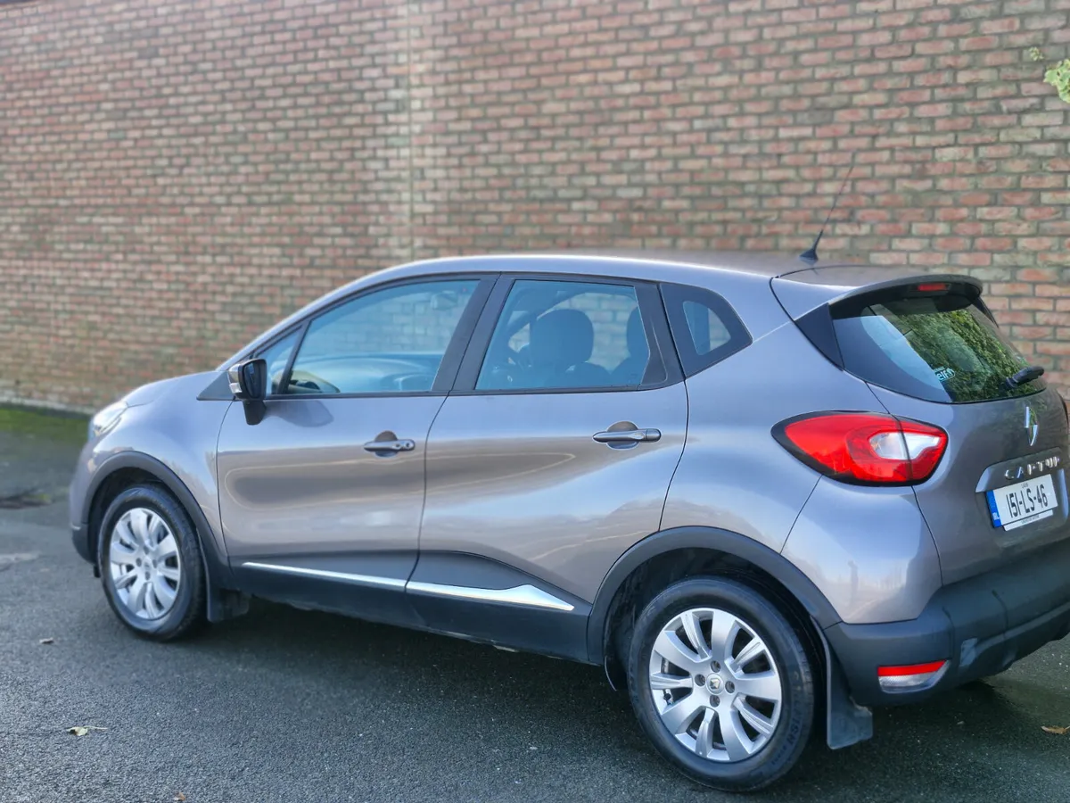 Renault Captur Low Kms - Image 2