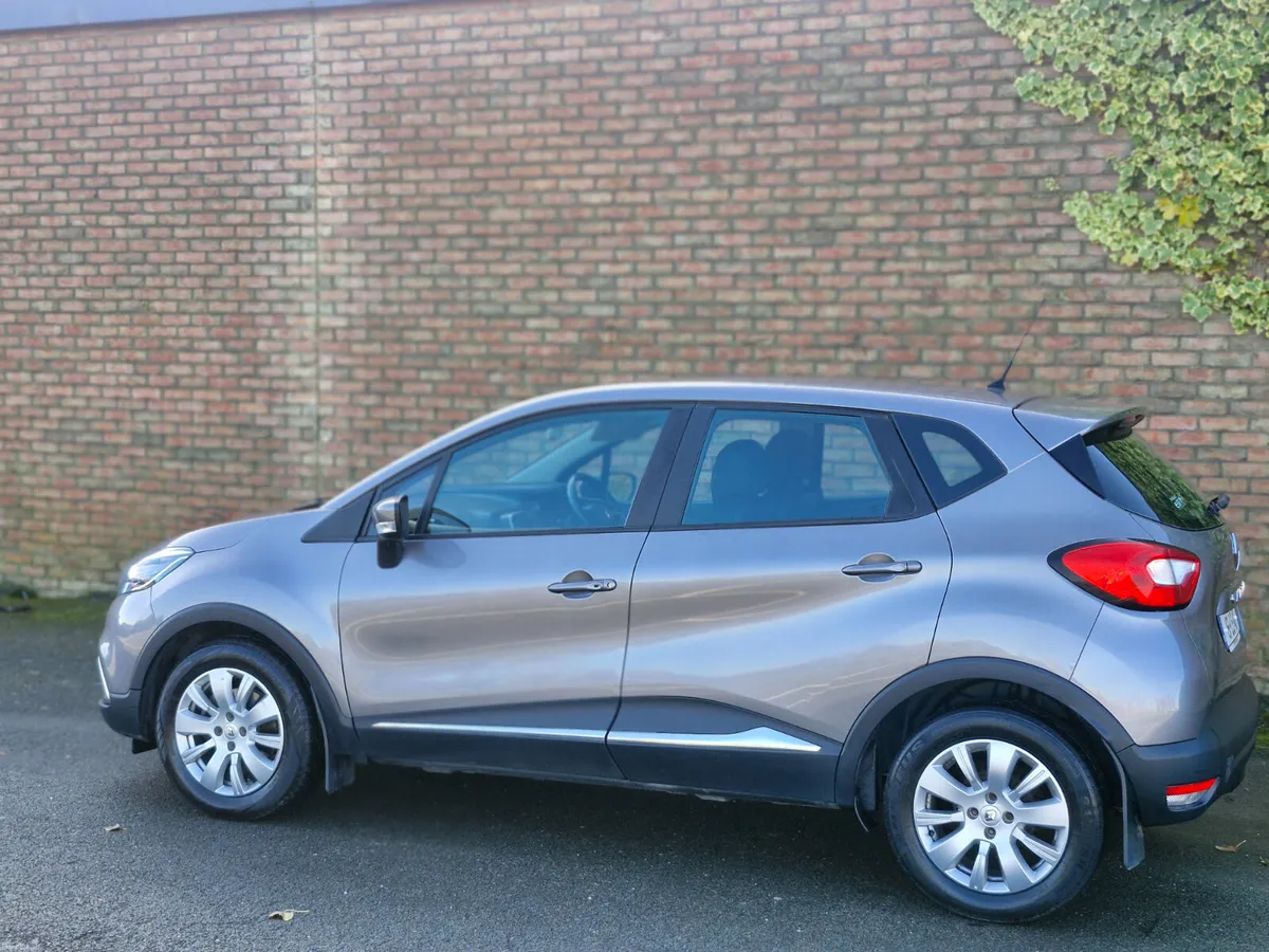 Renault Captur Low Kms - Image 3