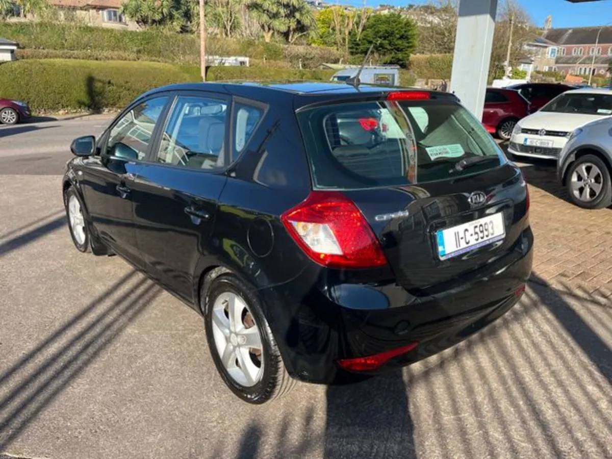 Kia Ceed 1.6 D TX MY11 5DR - Image 4