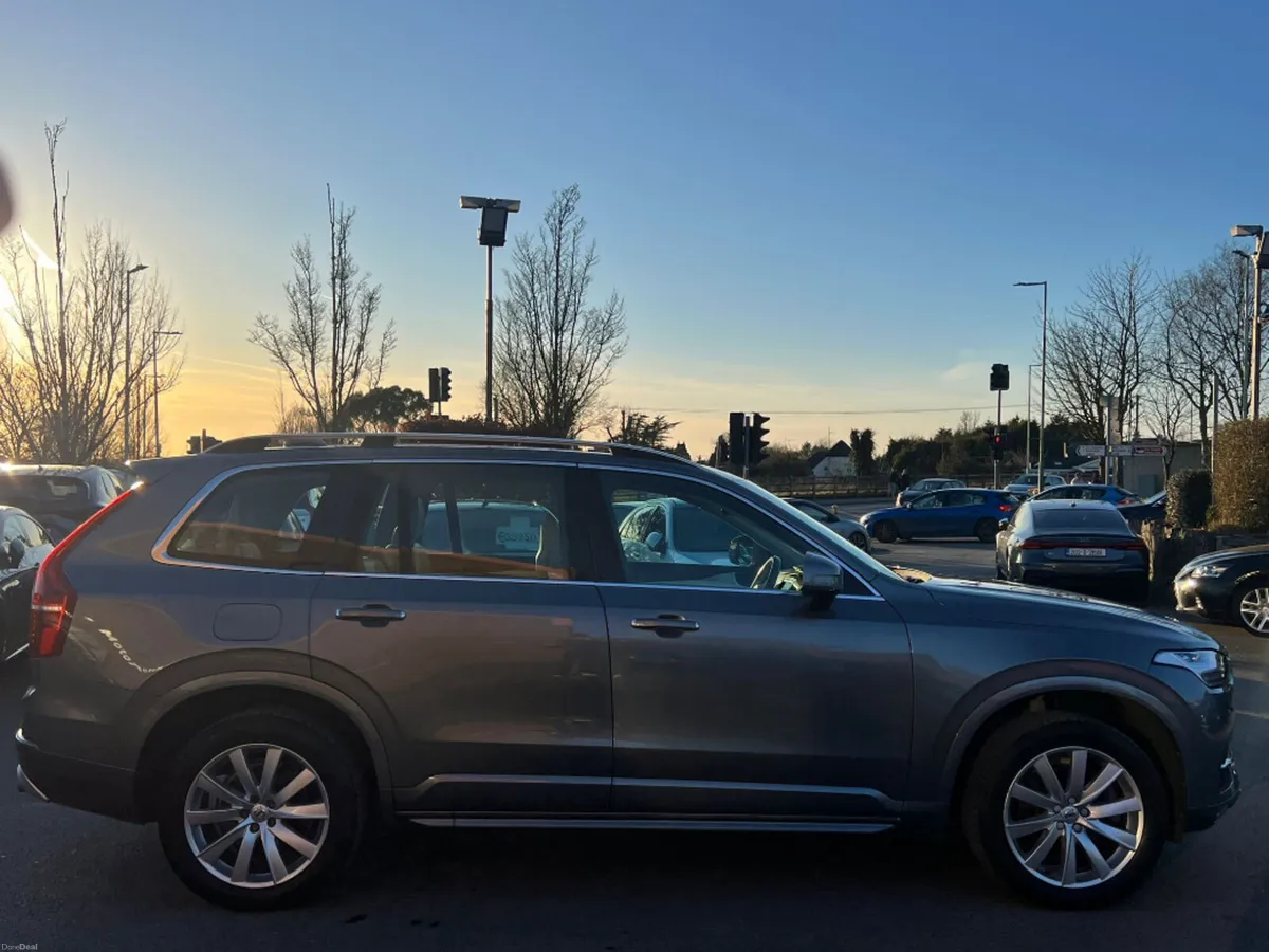 Volvo XC90 D4 MOMENTUM GT 7 SEATS AUTO *1 OWNER & - Image 4