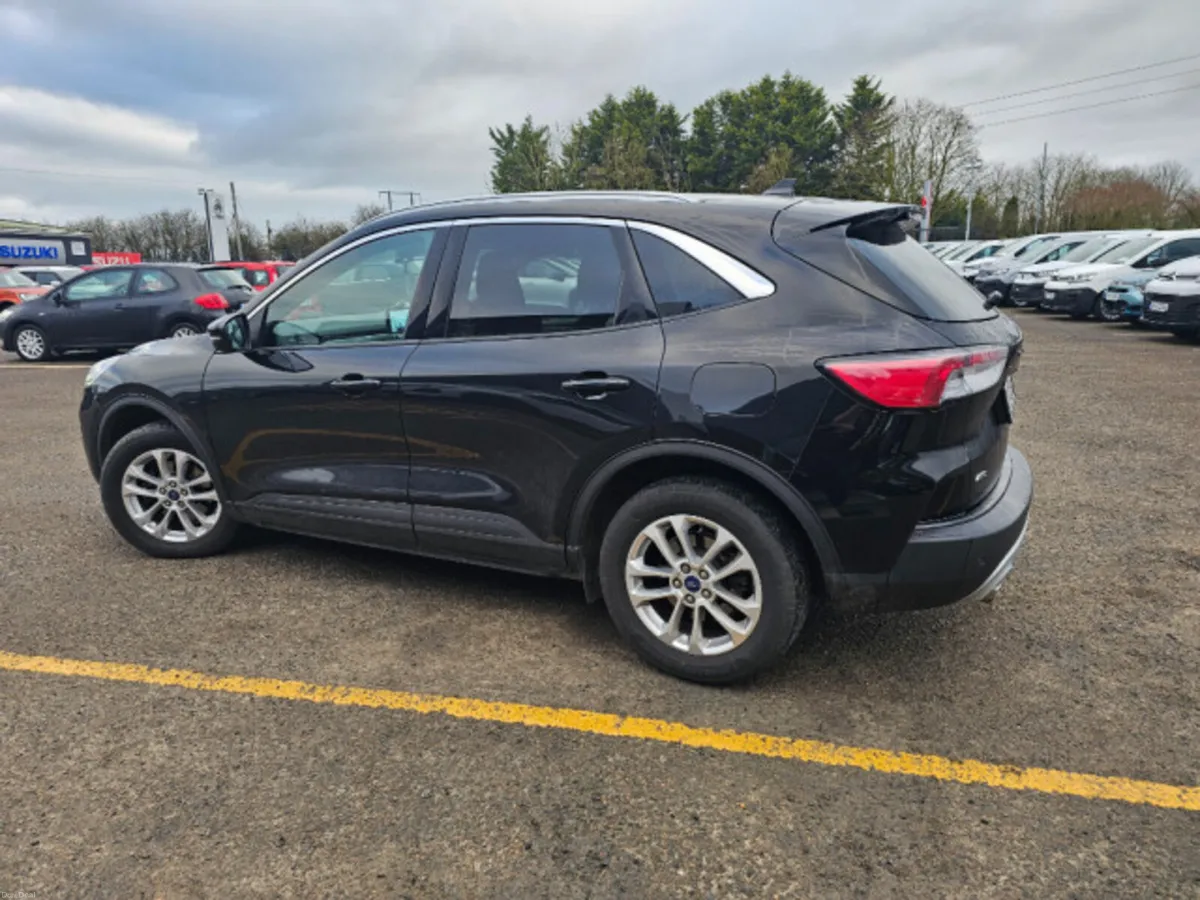 Ford Kuga 2.0 AUTOMATIC 4X4 - Image 3