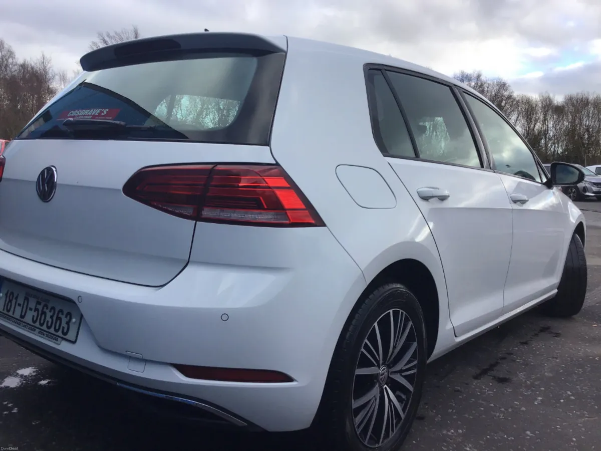 Volkswagen Golf SE NAVIGATION TDI BLUEMOTION TECHN - Image 3