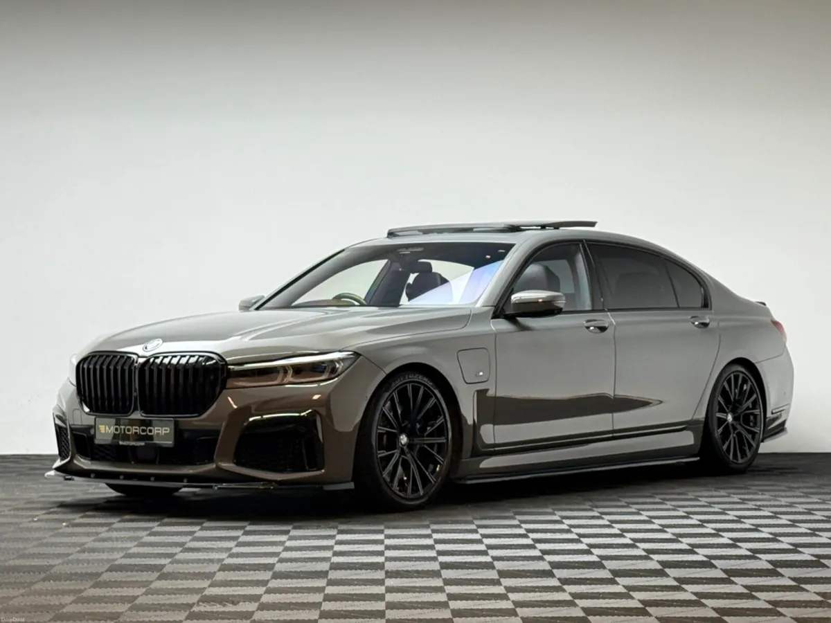 BMW 7-Series 745LE M SPORT XDRIVE *HUGE SPEC* - Image 3