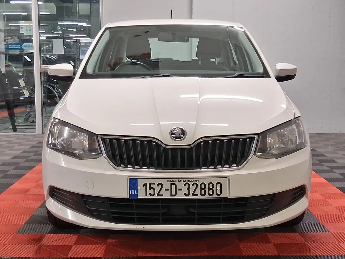 2015 Skoda Fabia **FINANCE AVAILABLE** - Image 4