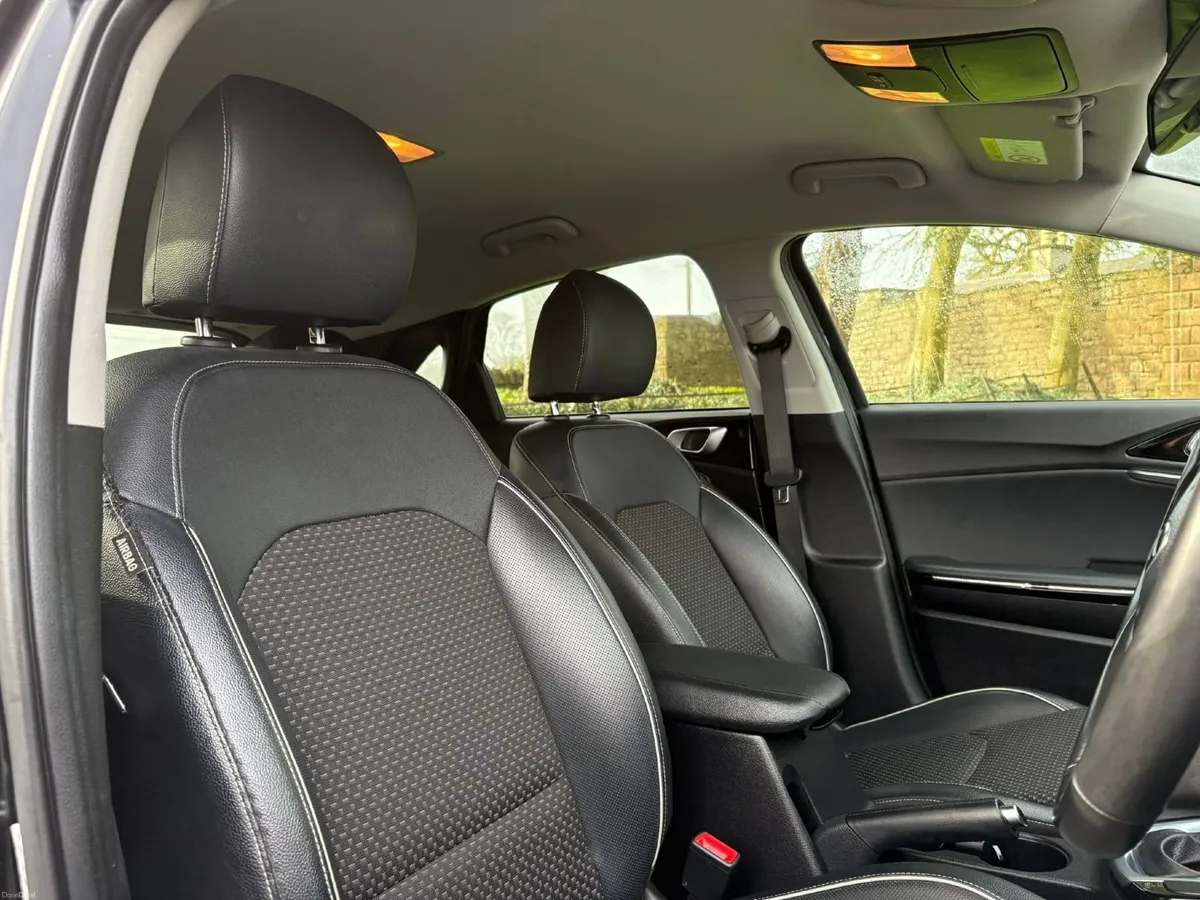 Kia Ceed 2019 - Image 3