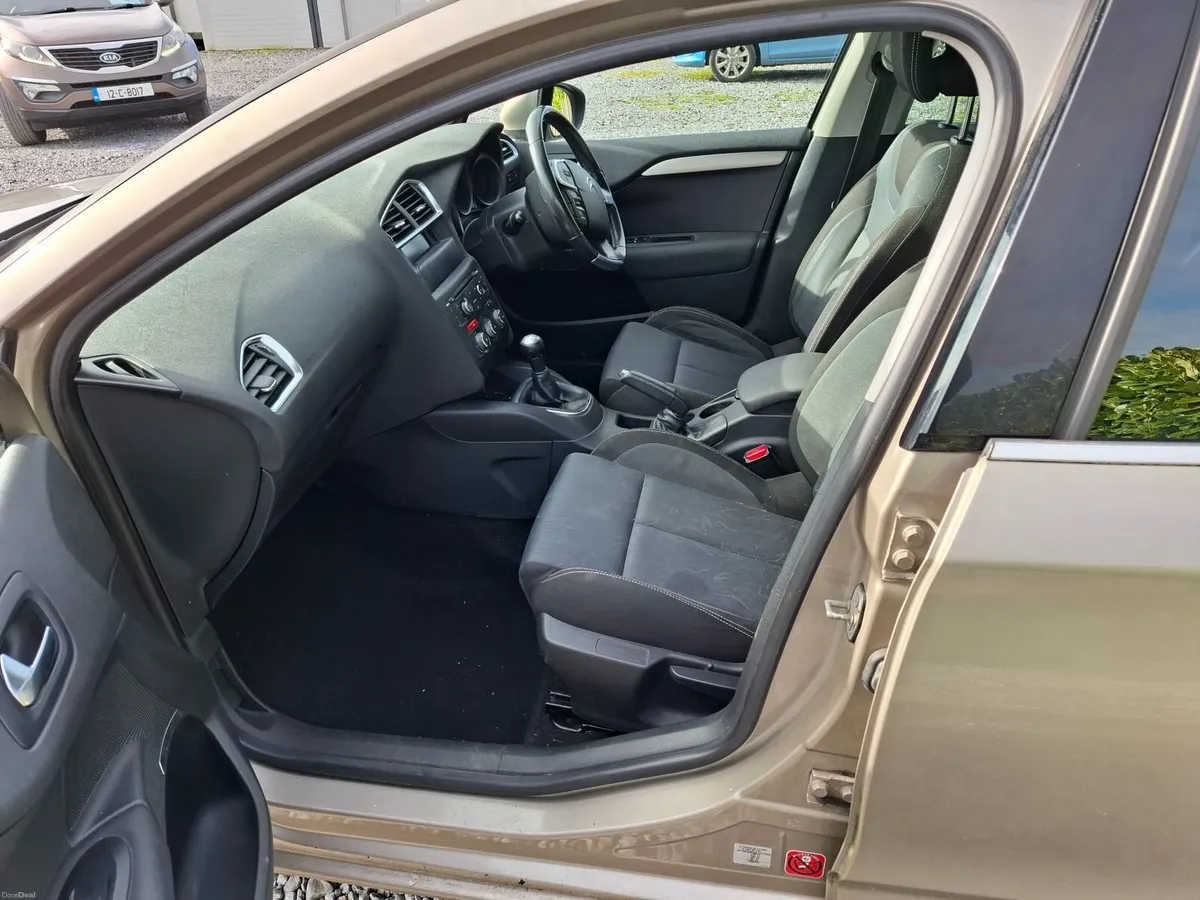 Citroen C4 2011 - Image 2