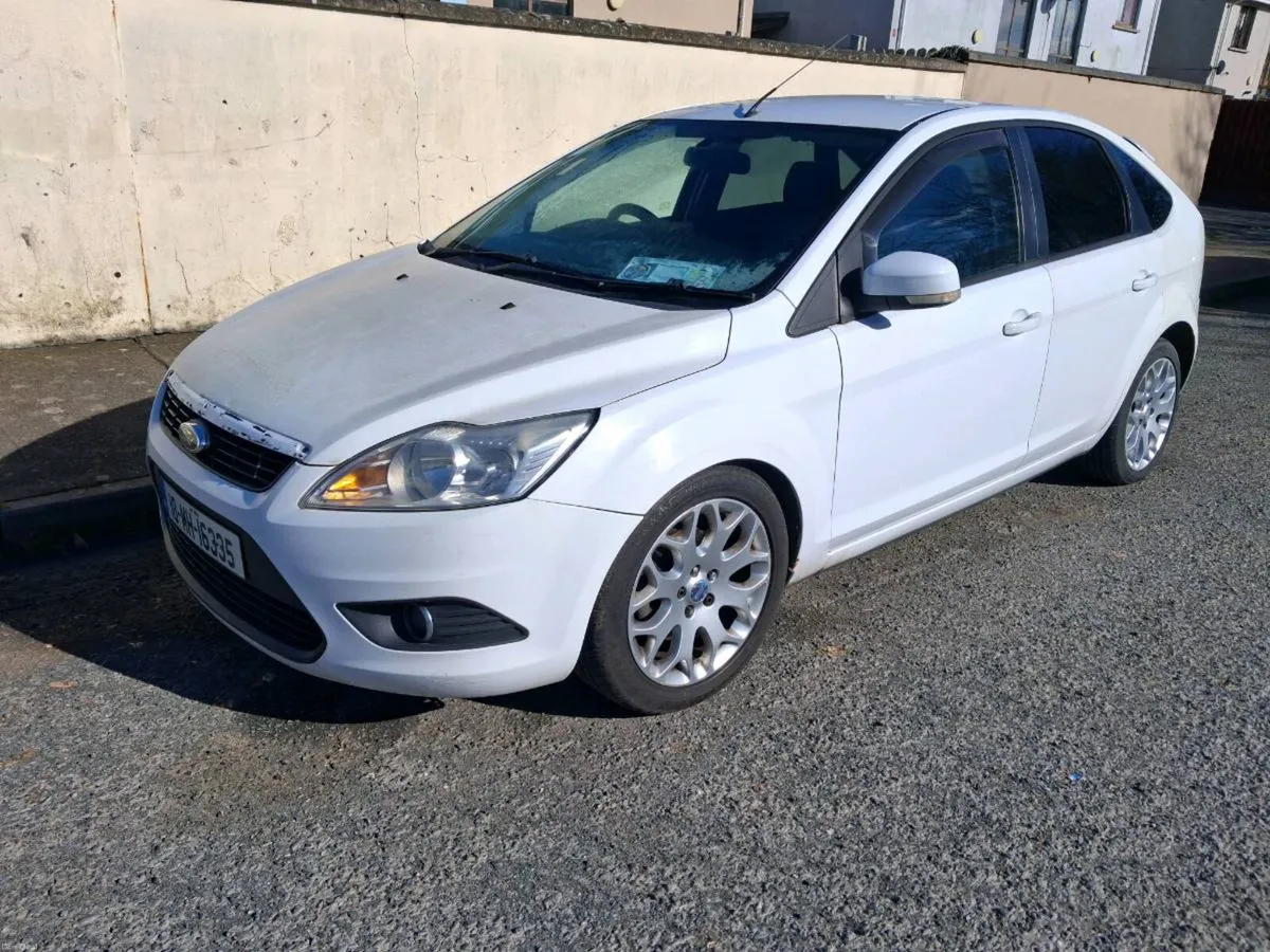 2010 ford focus zetec - Image 4