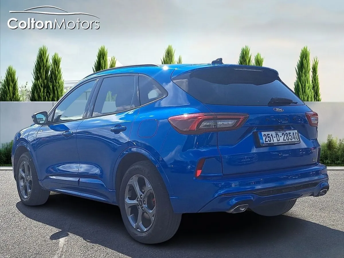 Ford Kuga 2.5 Duratec 243PS PHEV ST-Line Auto - Image 4