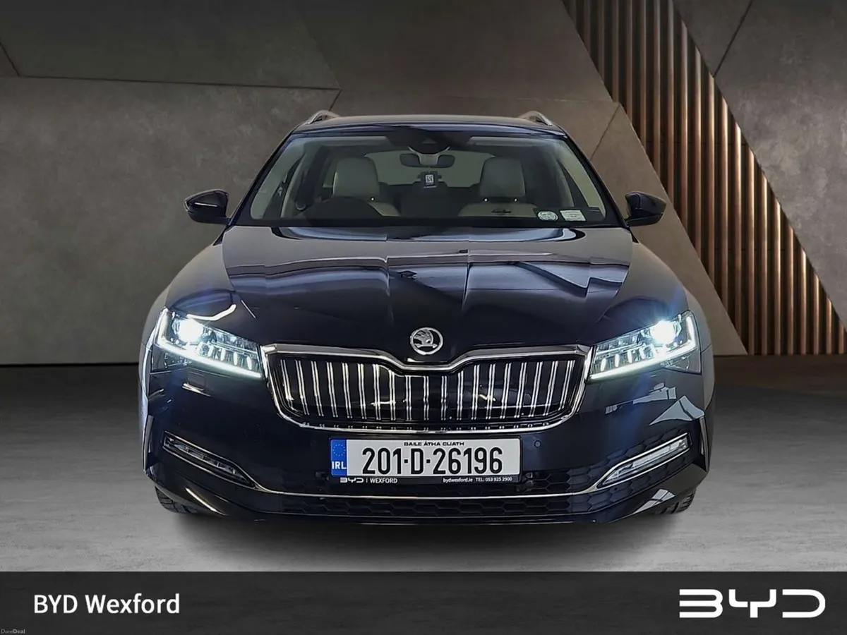 Skoda Superb L&K 1.4TSI 218HP PHEV (TOP SPEC) - Image 3