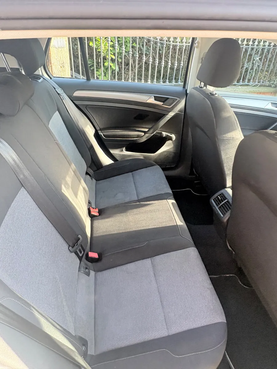 Volkswagen Golf 2016 , 1.6 diesel, 110bhp - Image 4