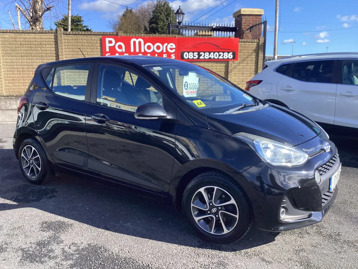 Hyundai i10 ** ONLY 129KMS * AUTO - Image 2