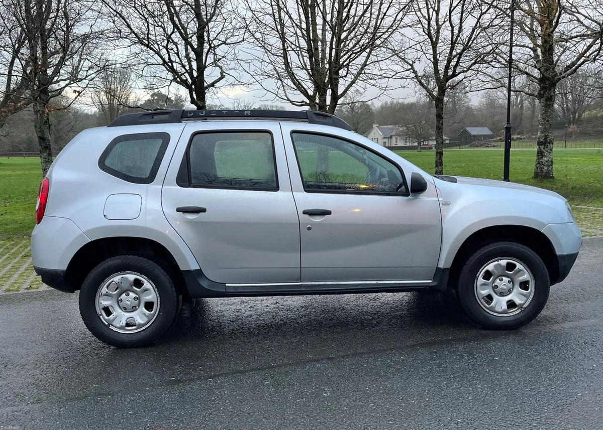 Duster Low Mileage €5950 - Image 2