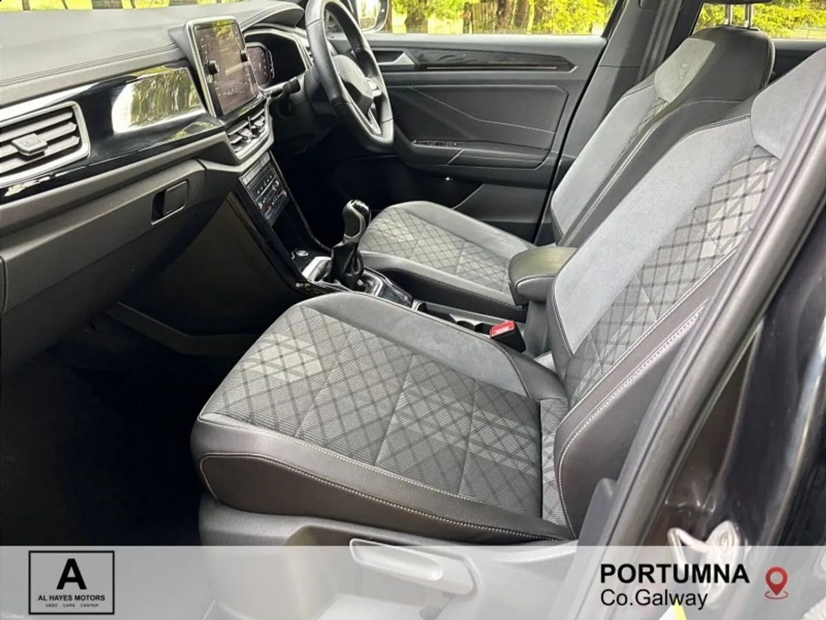 Volkswagen T-Roc R-LINE PLUS  1.0 TSI 110BHP*SALE - Image 4