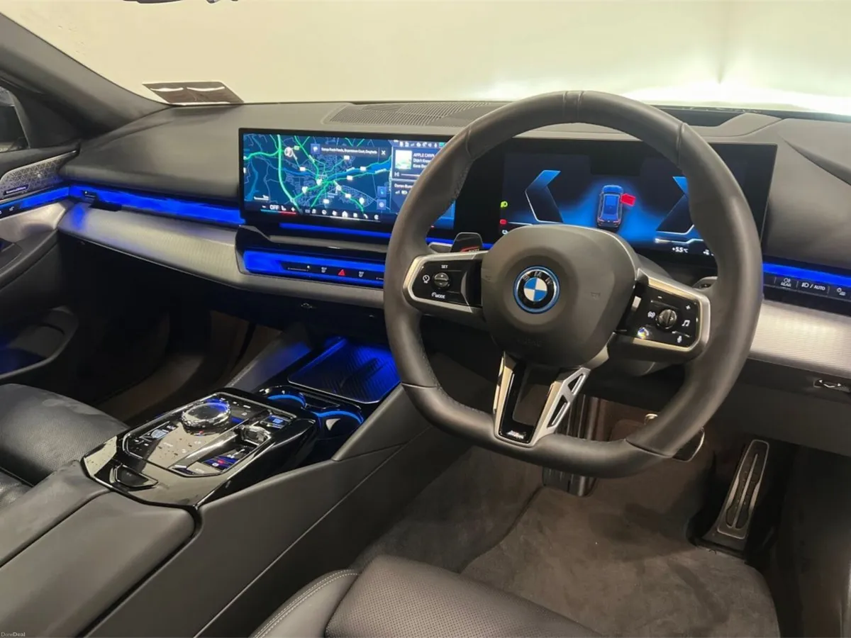 BMW i5 eDrive40 M Sport Pro TOURING - Image 6