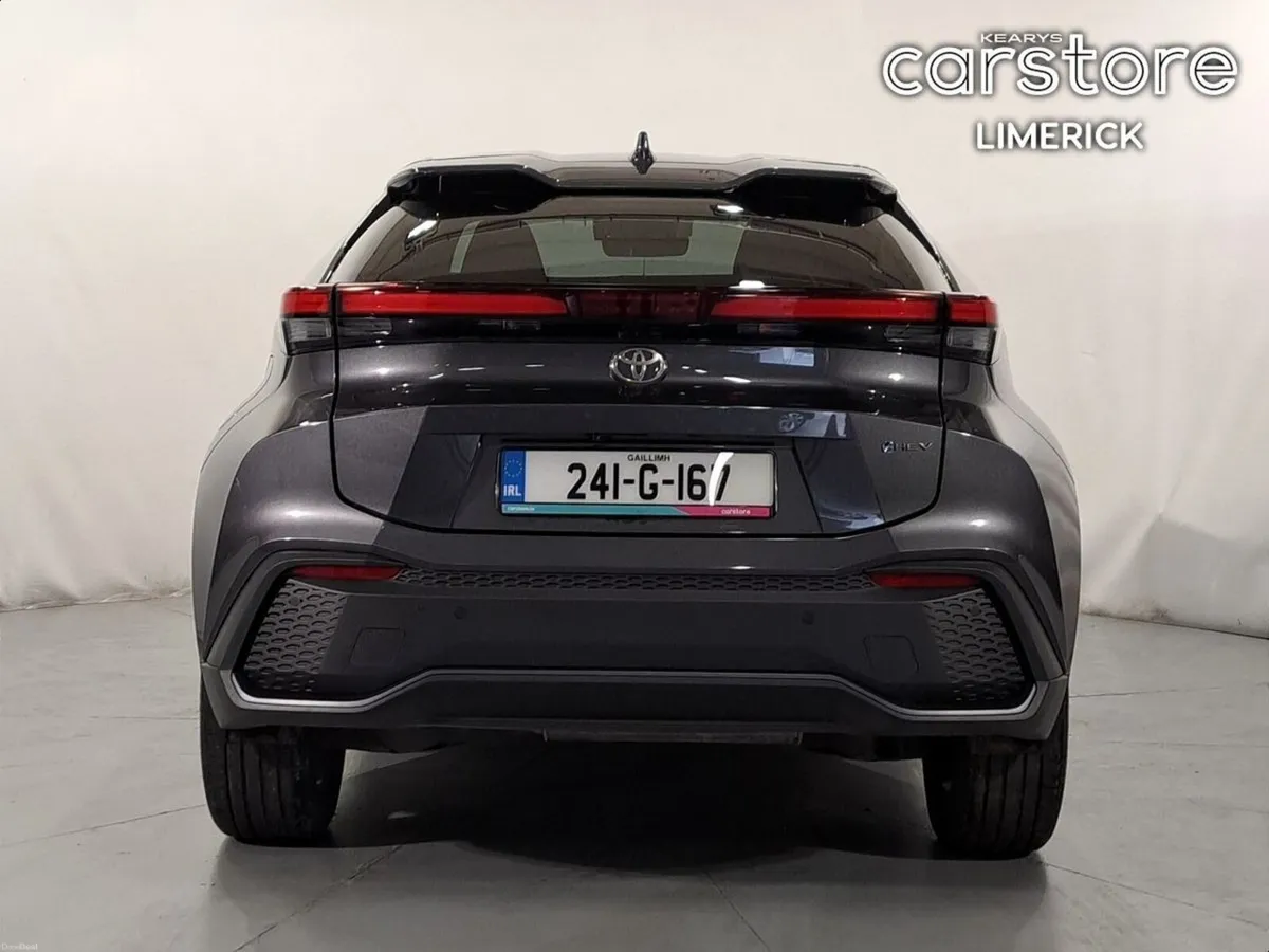 Toyota C-HR 1.8 HYBRID SPORT - Image 4
