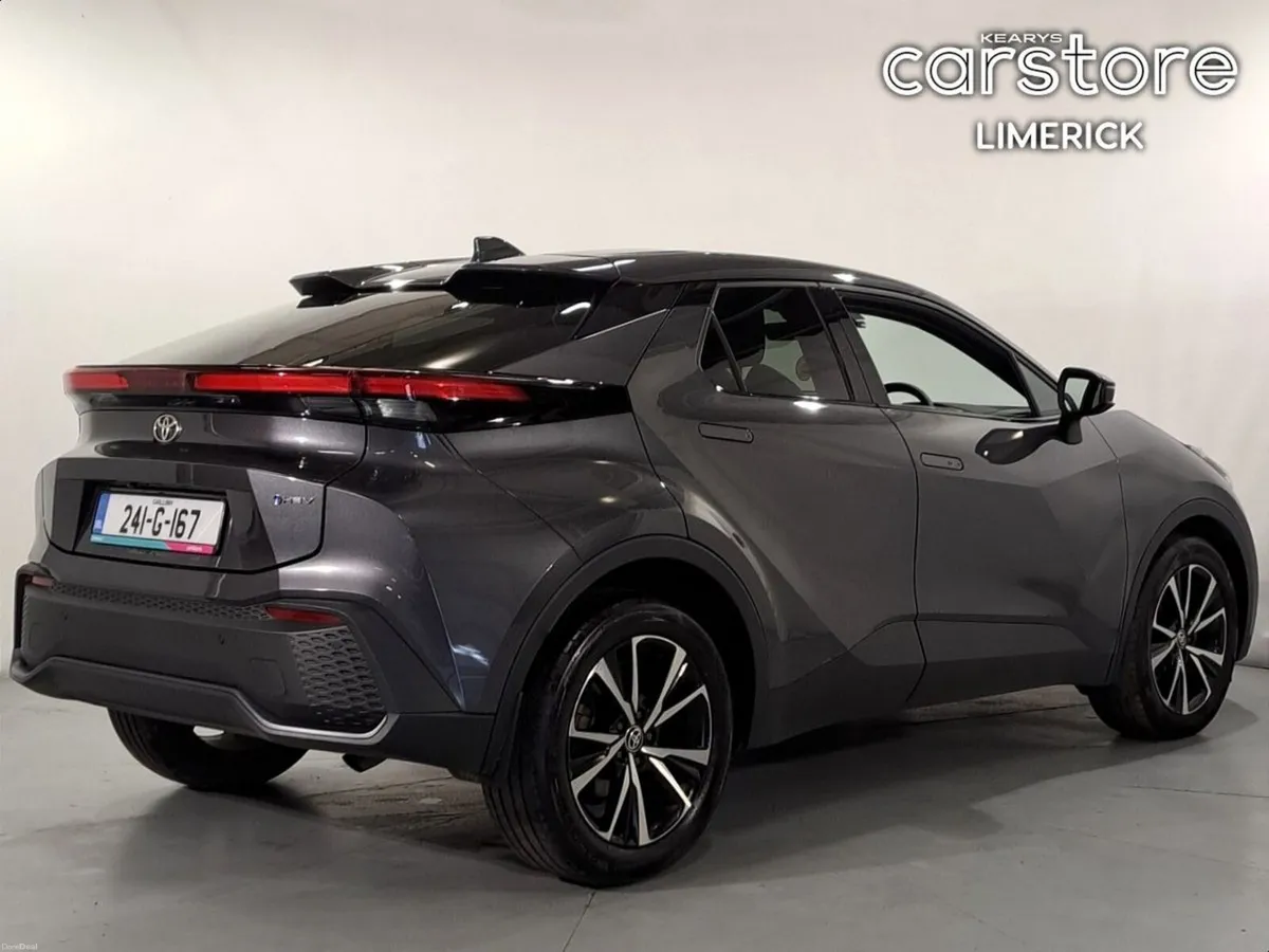Toyota C-HR 1.8 HYBRID SPORT - Image 3