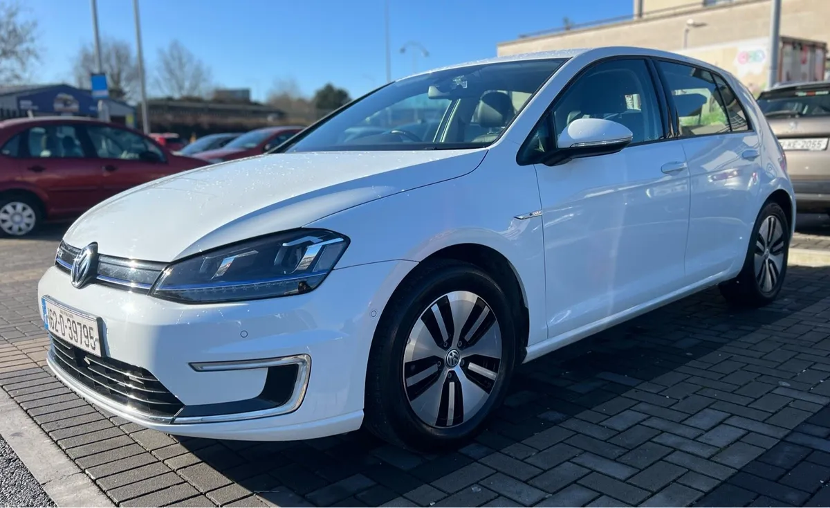 Volkswagen E-Golf Automatic ( New NCT 08/2027 ) - Image 3