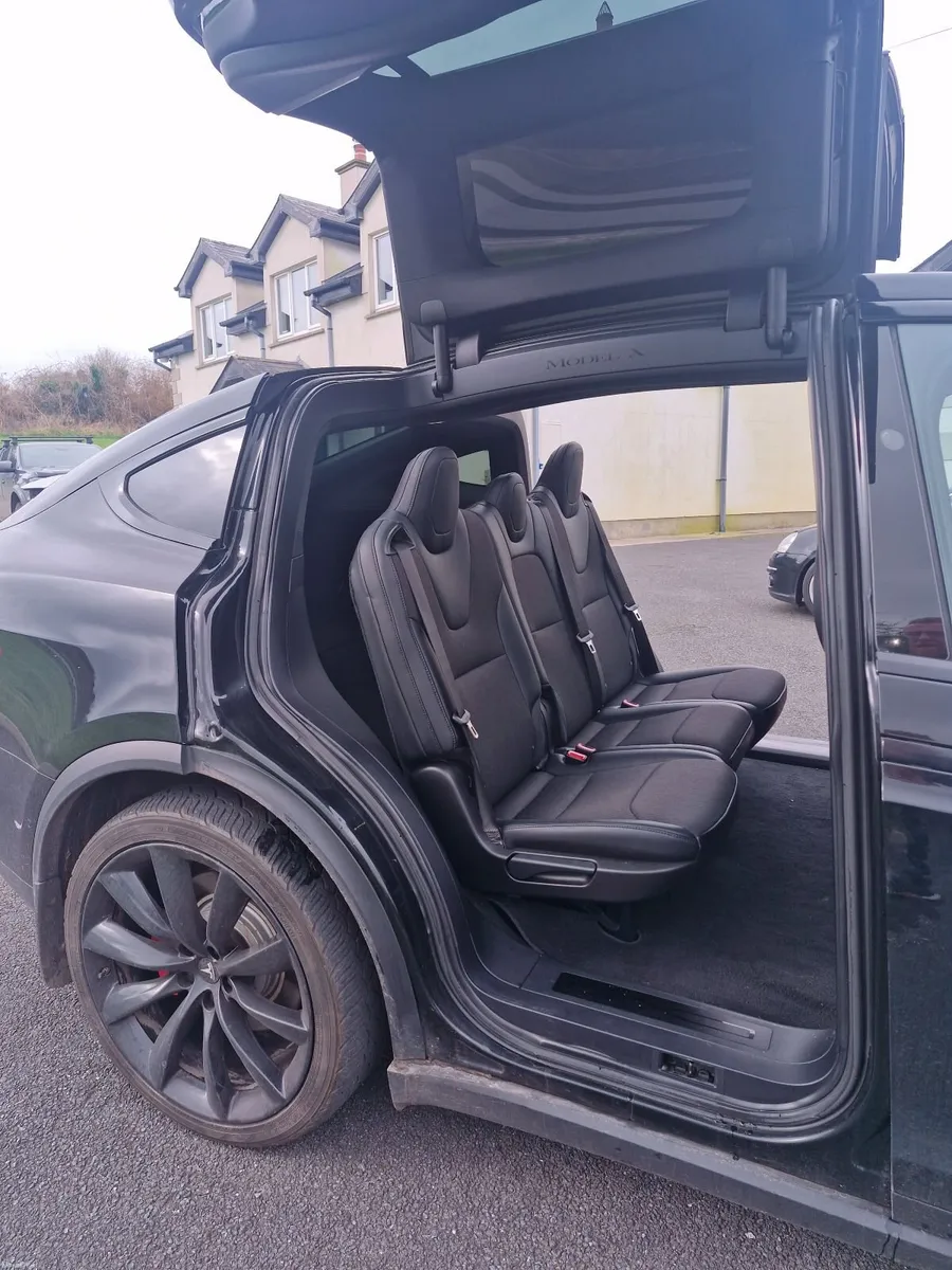Tesla Model X 2018 ,open to swaps - Image 2