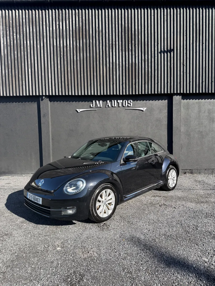VOLKSWAGEN BEETLE AUTOMATIC - Image 1