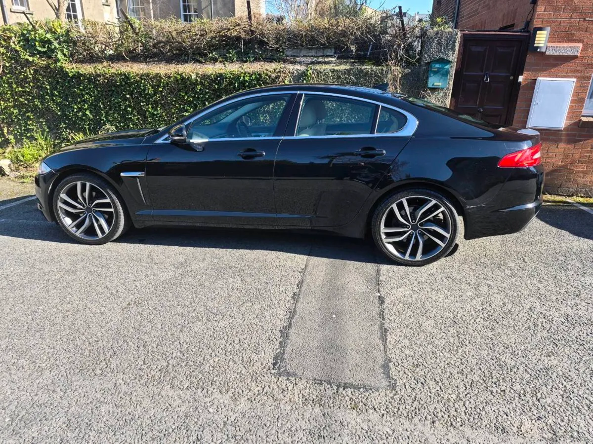 JAGUAR XF 2013 2.2 D 163bhp - Image 1
