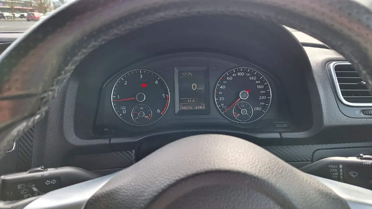 Volkswagen Scirocco 2012 - Image 2