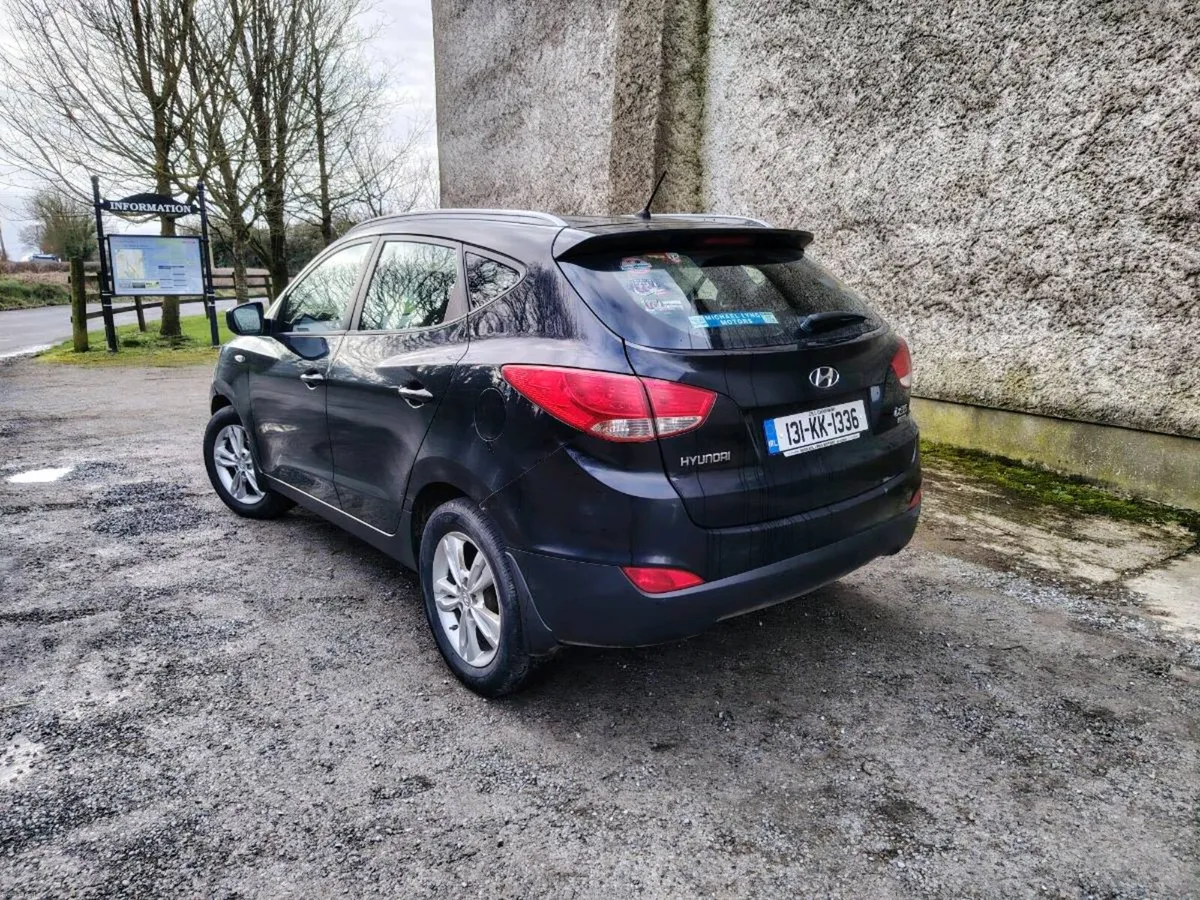 131 Hyundai ix35  BARGAIN - Image 3