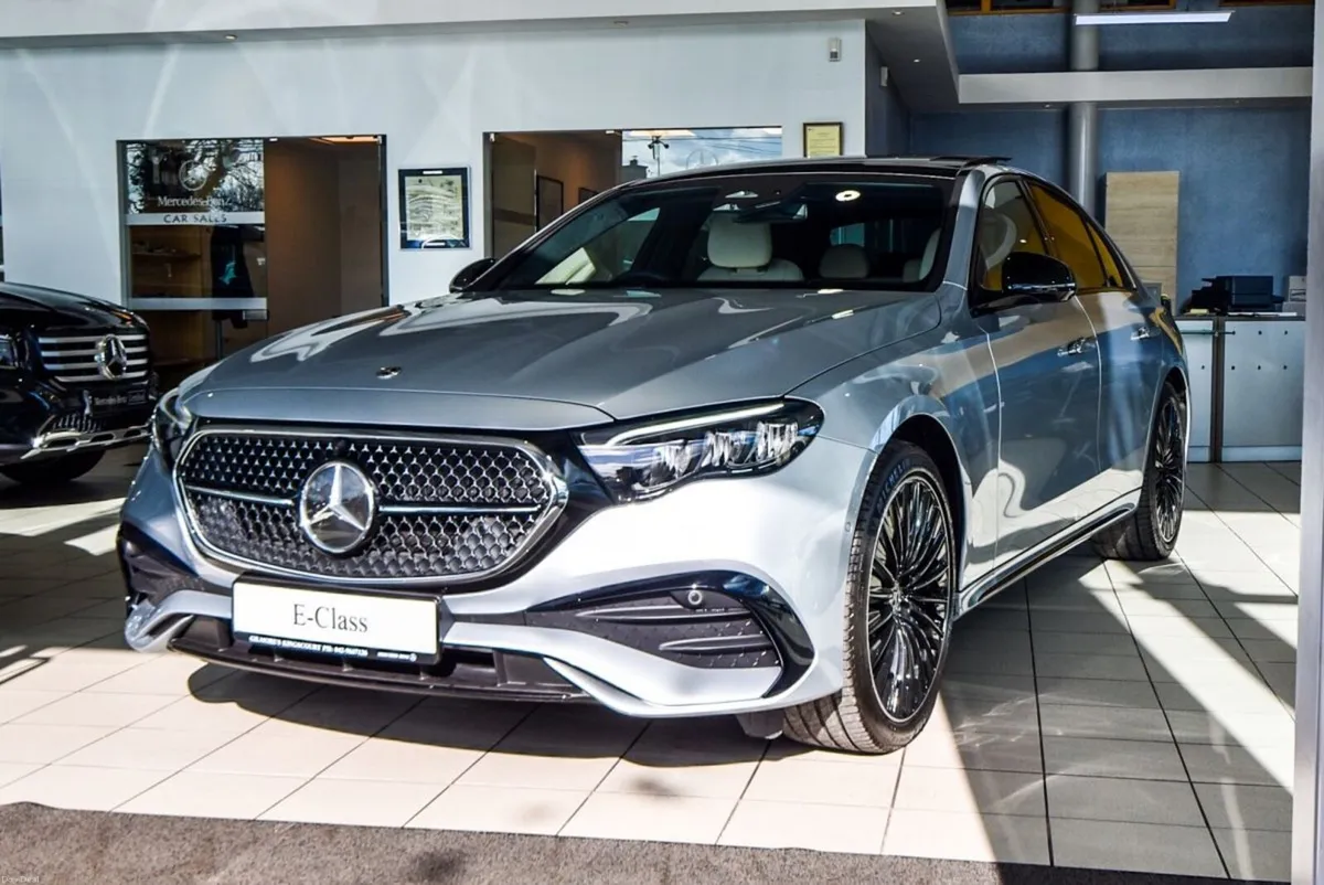 Mercedes-Benz E-Class E300de AMG Plus Night Pack 3 - Image 3