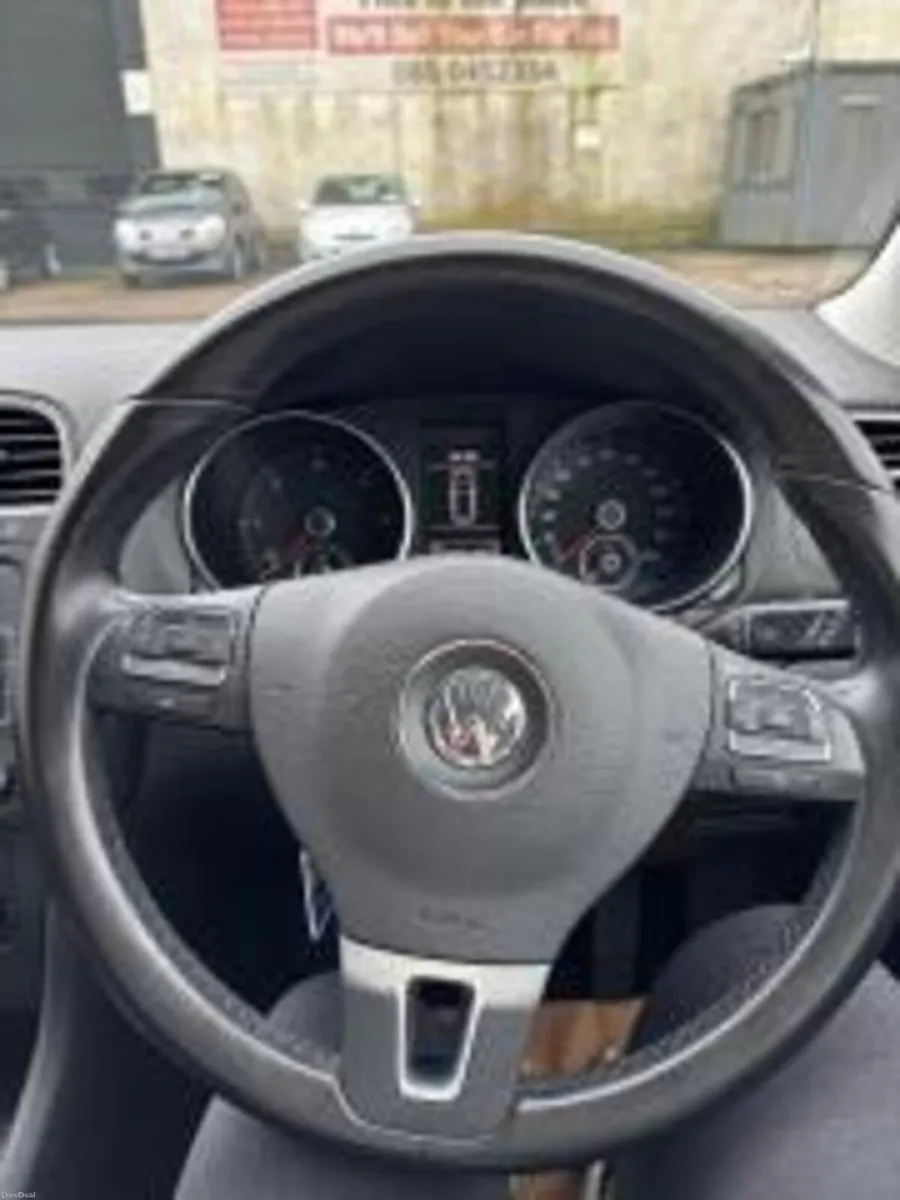 Volkswagen Golf 2012 - Image 4