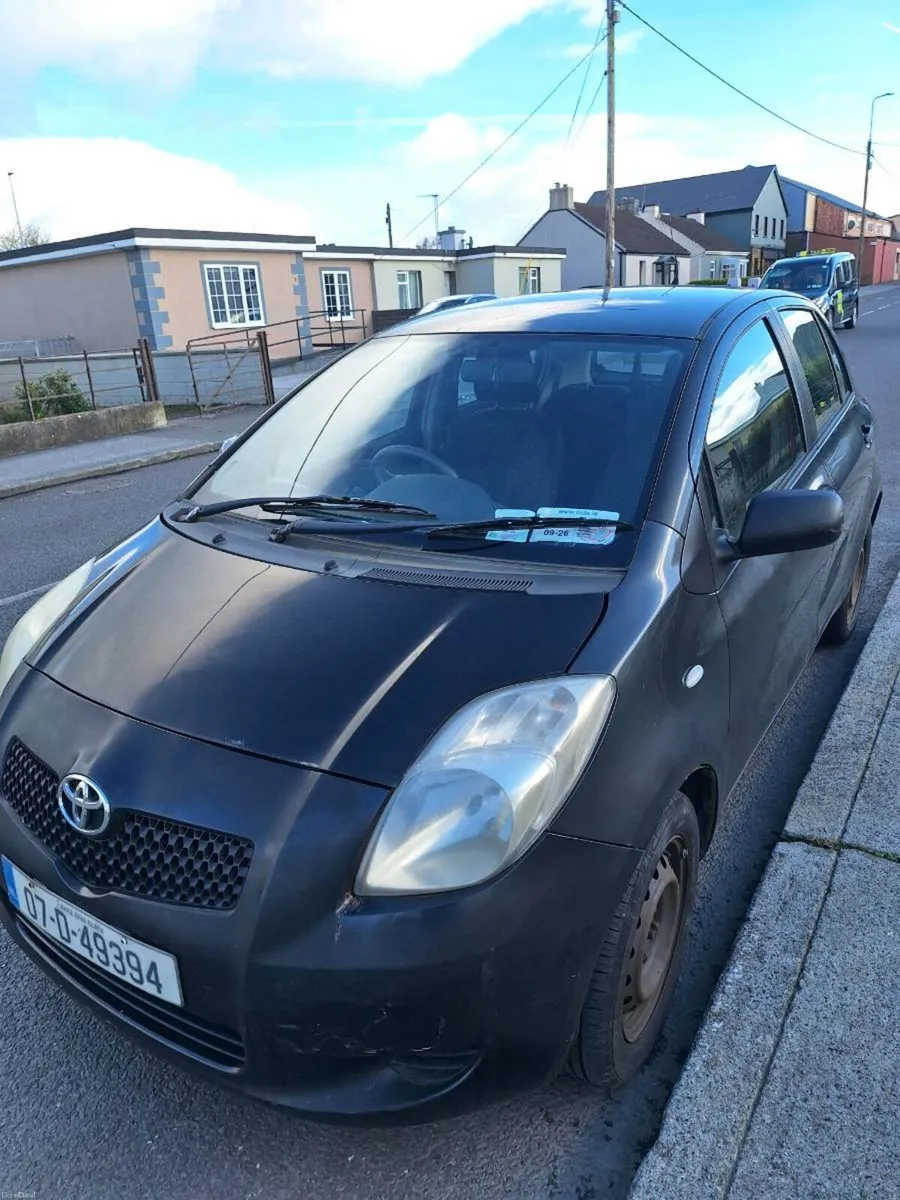 2007 Toyota Yaris - Image 1